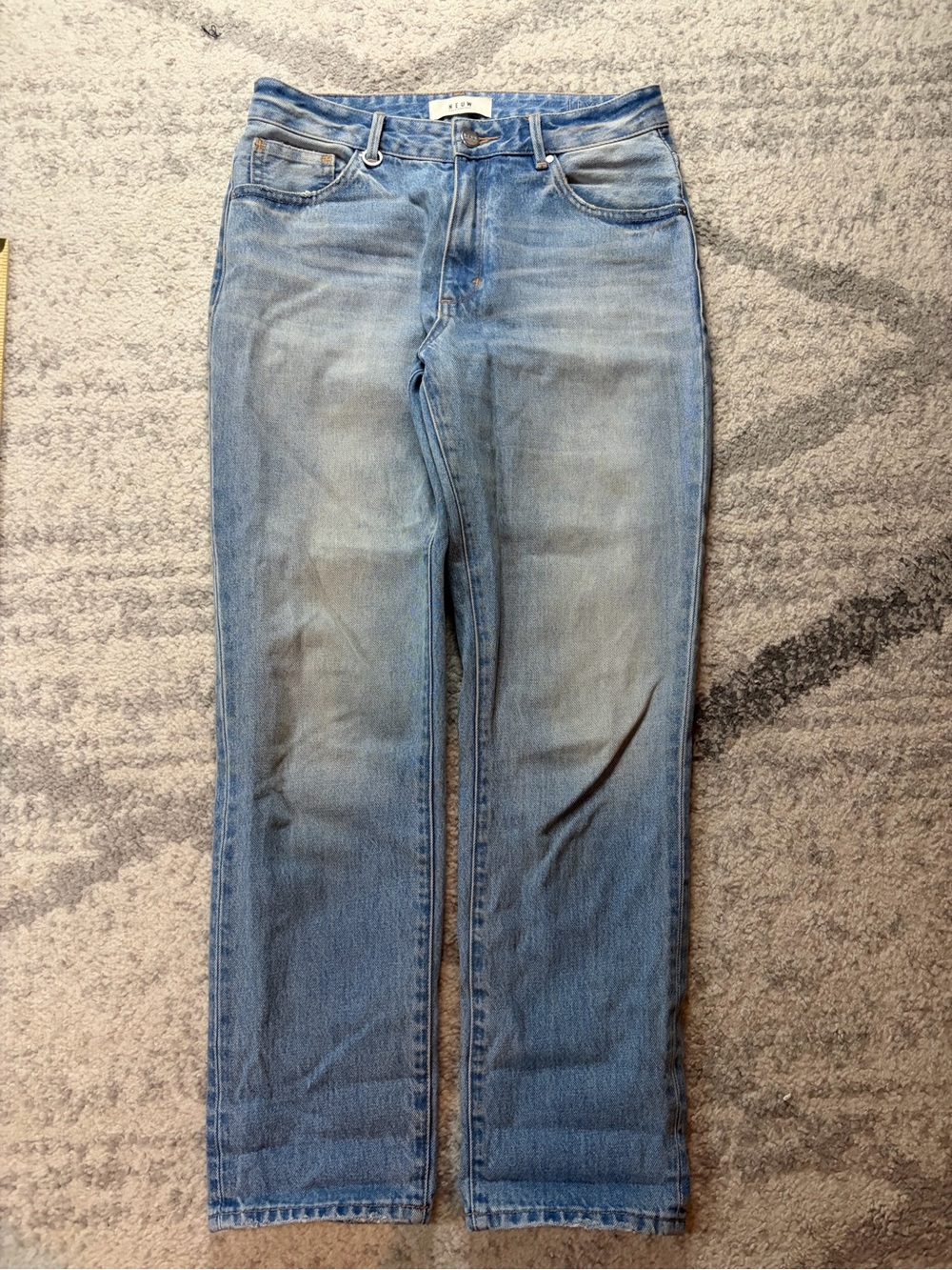 NEUW Lexi Jeans Size 28 Light Wash Relaxed Straight Leg Y2K Denim